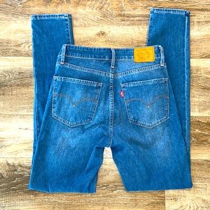 Levi’s 721 high rise skinny, size 27, 28.5 length, medium blue